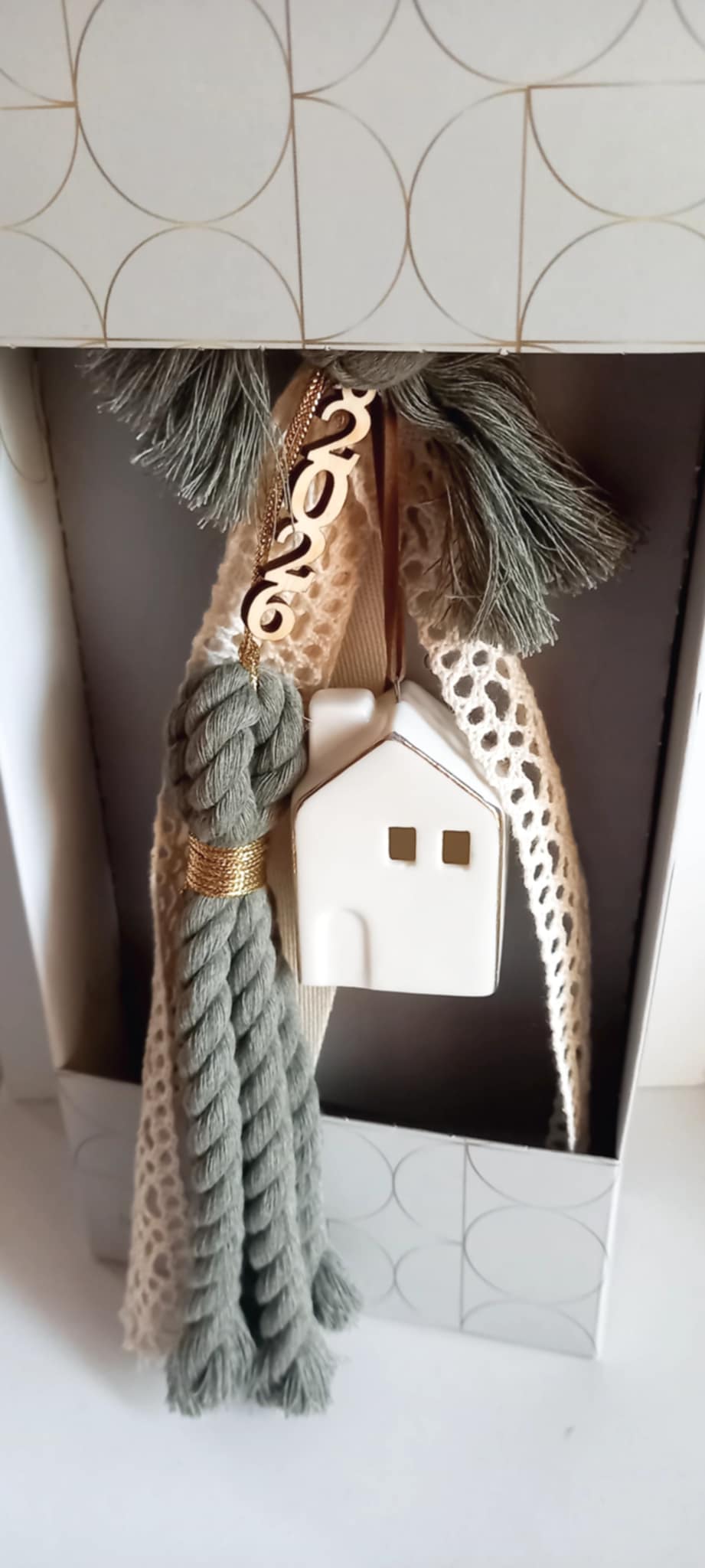 Γούρι 2026 σπιτάκι από πορσελάνη