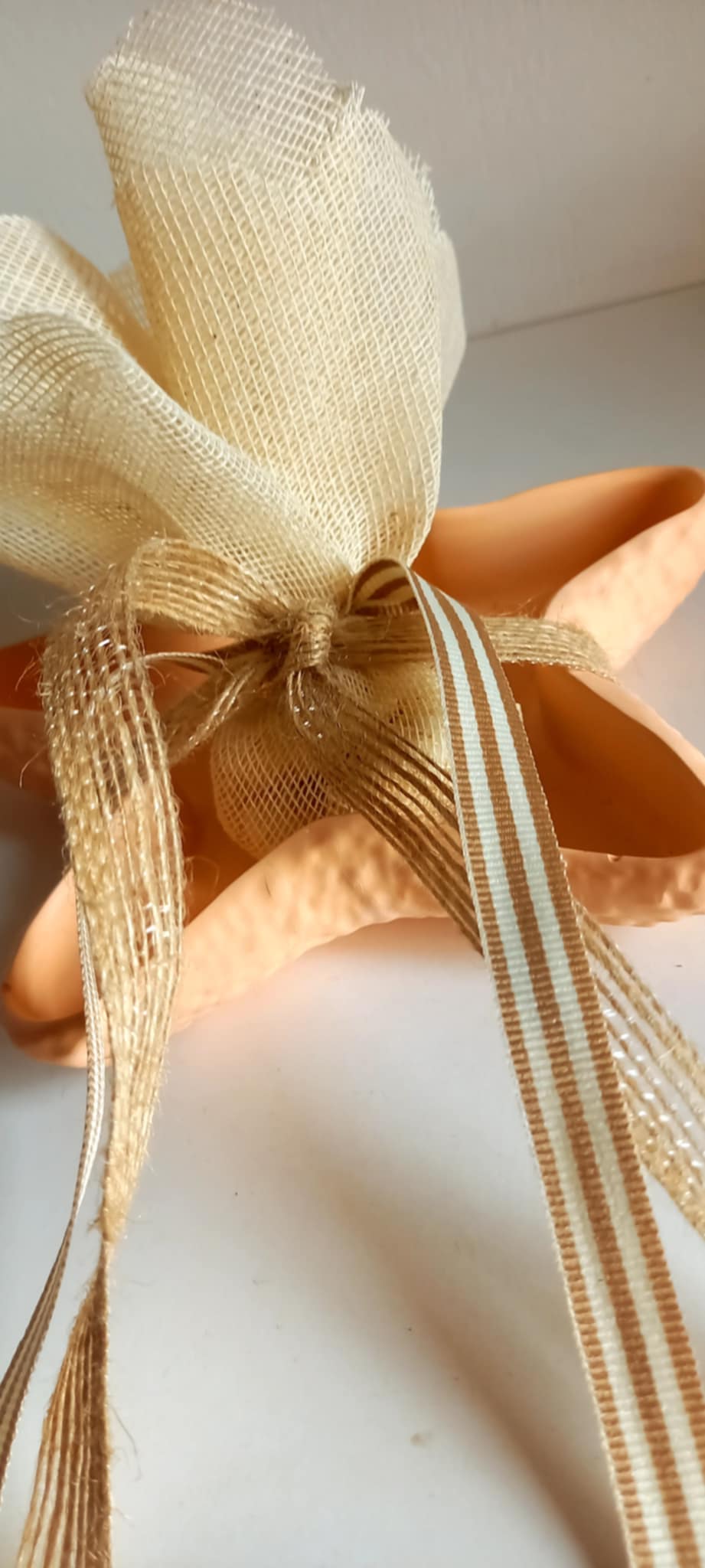 Μπομπονιέρα βάπτισης αστερίας με υφή πορσελάνης