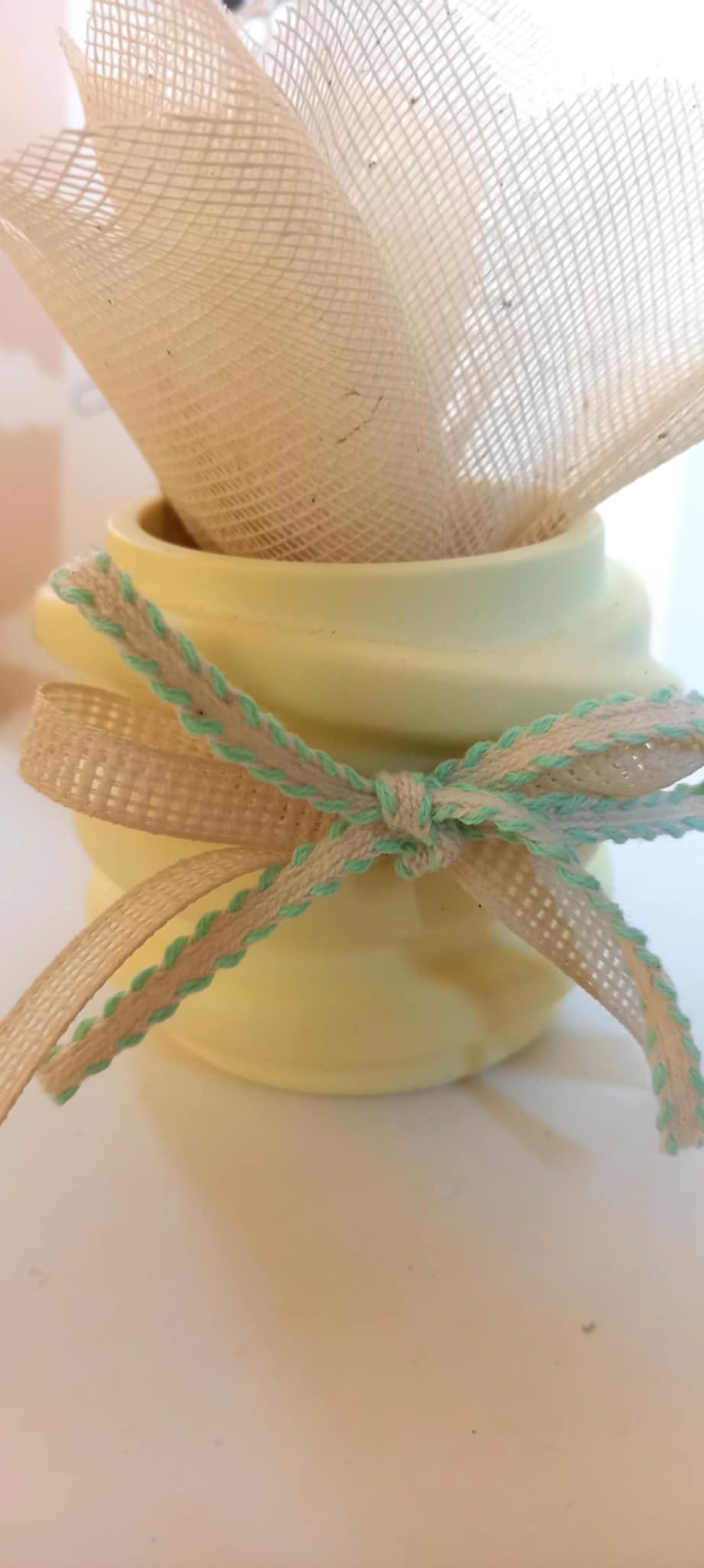 Μπομπονιέρα βάπτισης βαζάκι ρεσώ με υφή πορσελάνης