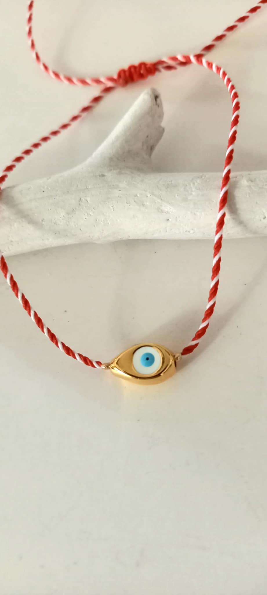 Βραχιόλι μαρτάκι με κορδόνι και επιχρυσωμένο μάτι