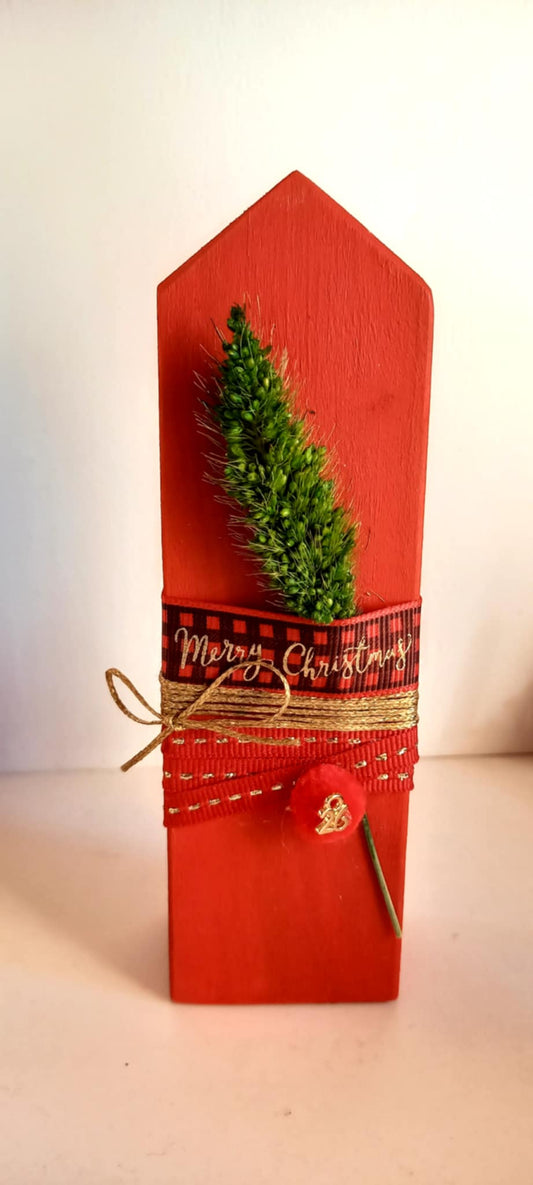 Επιτραπέζιο γούρι 2026 ξύλινο σπιτάκι