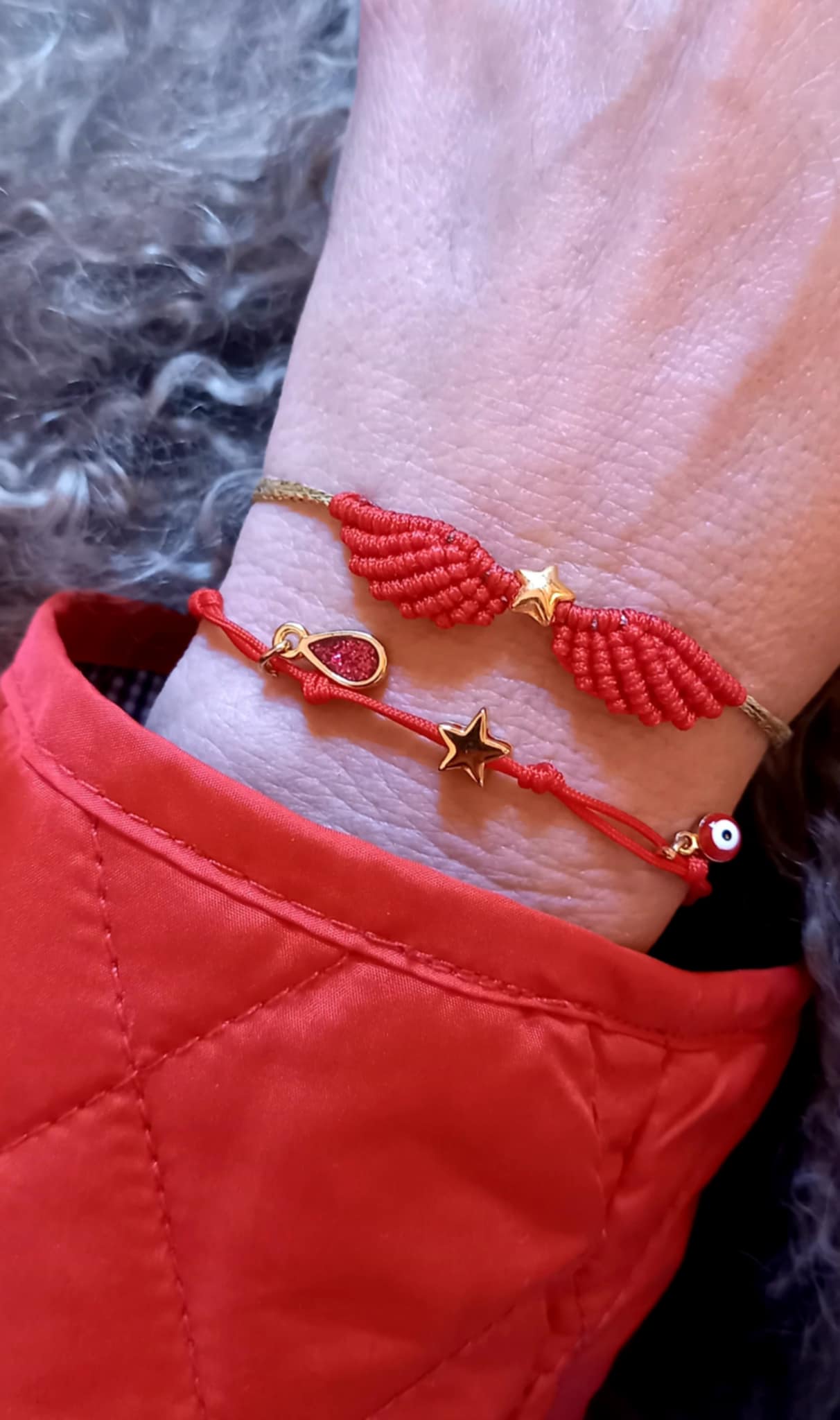 Βραχιόλι με κρεμαστά στοιχεία