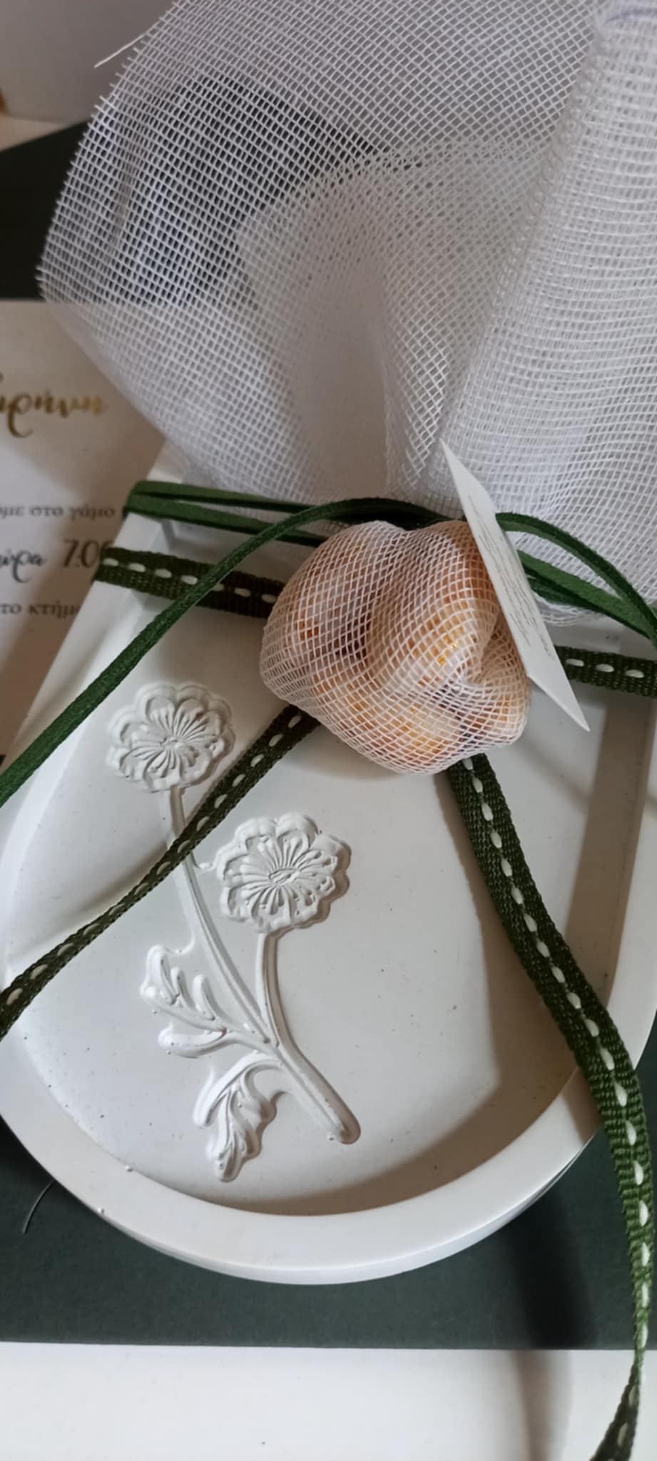 Μπομπονιέρα γάμου πιατάκι με λουλούδι