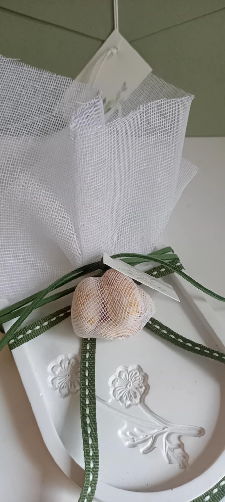 Μπομπονιέρα γάμου πιατάκι με λουλούδι