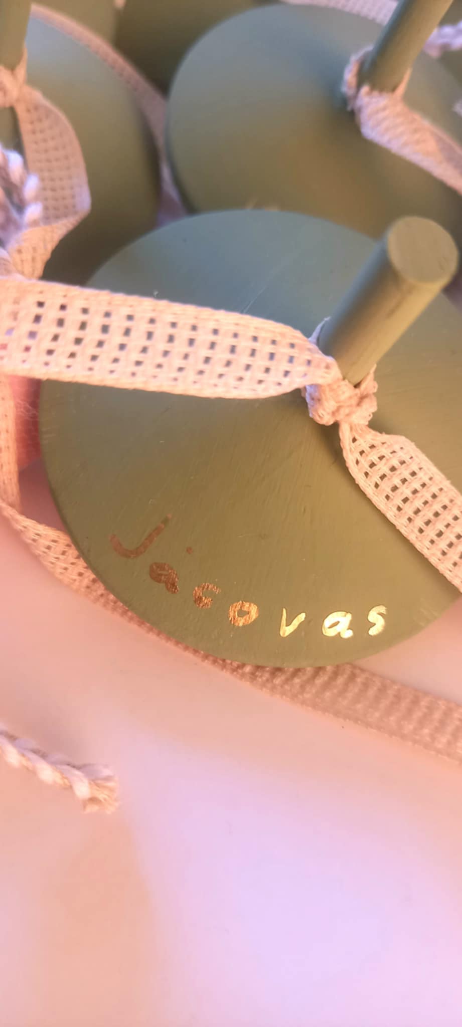 Μπομπονιέρα βάπτισης σβούρα με όνομα