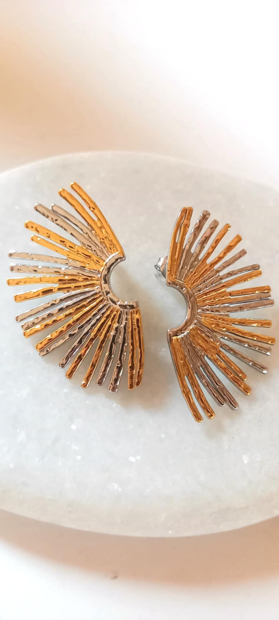 Σκουλαρίκια από ατσάλι με ακτίνες