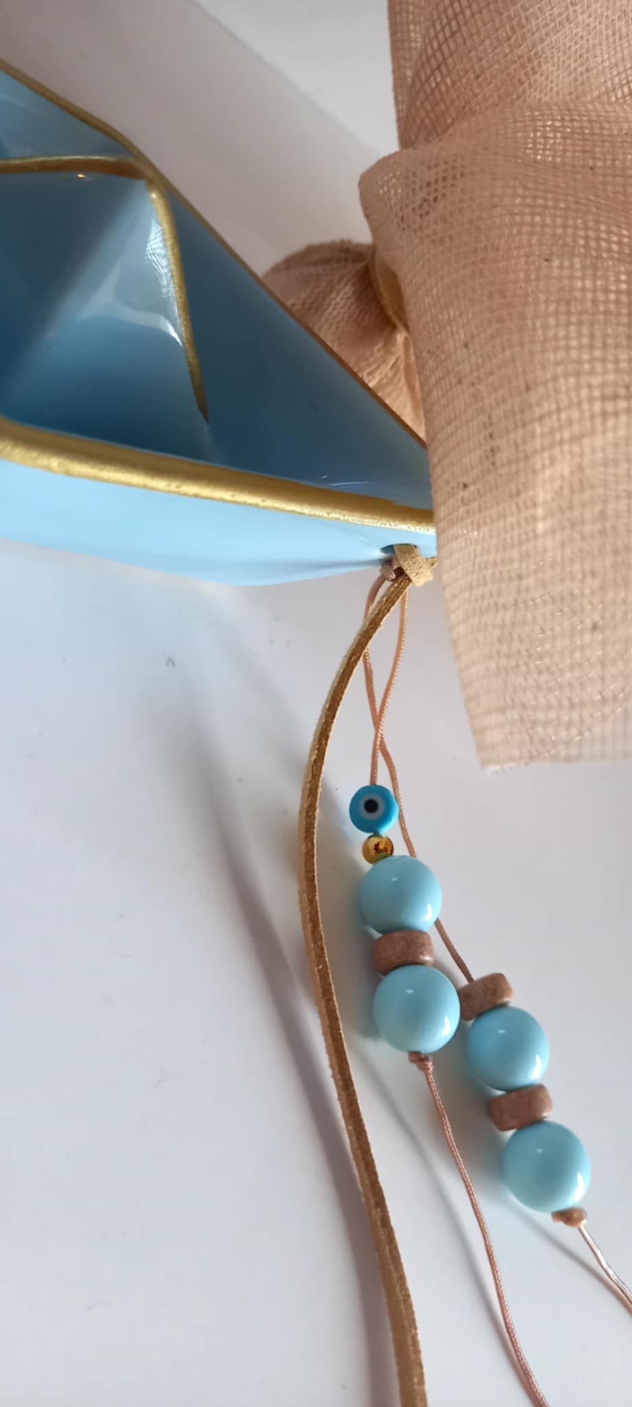 Μπομπονιέρα βάπτισης κεραμικό καράβι με χάντρες