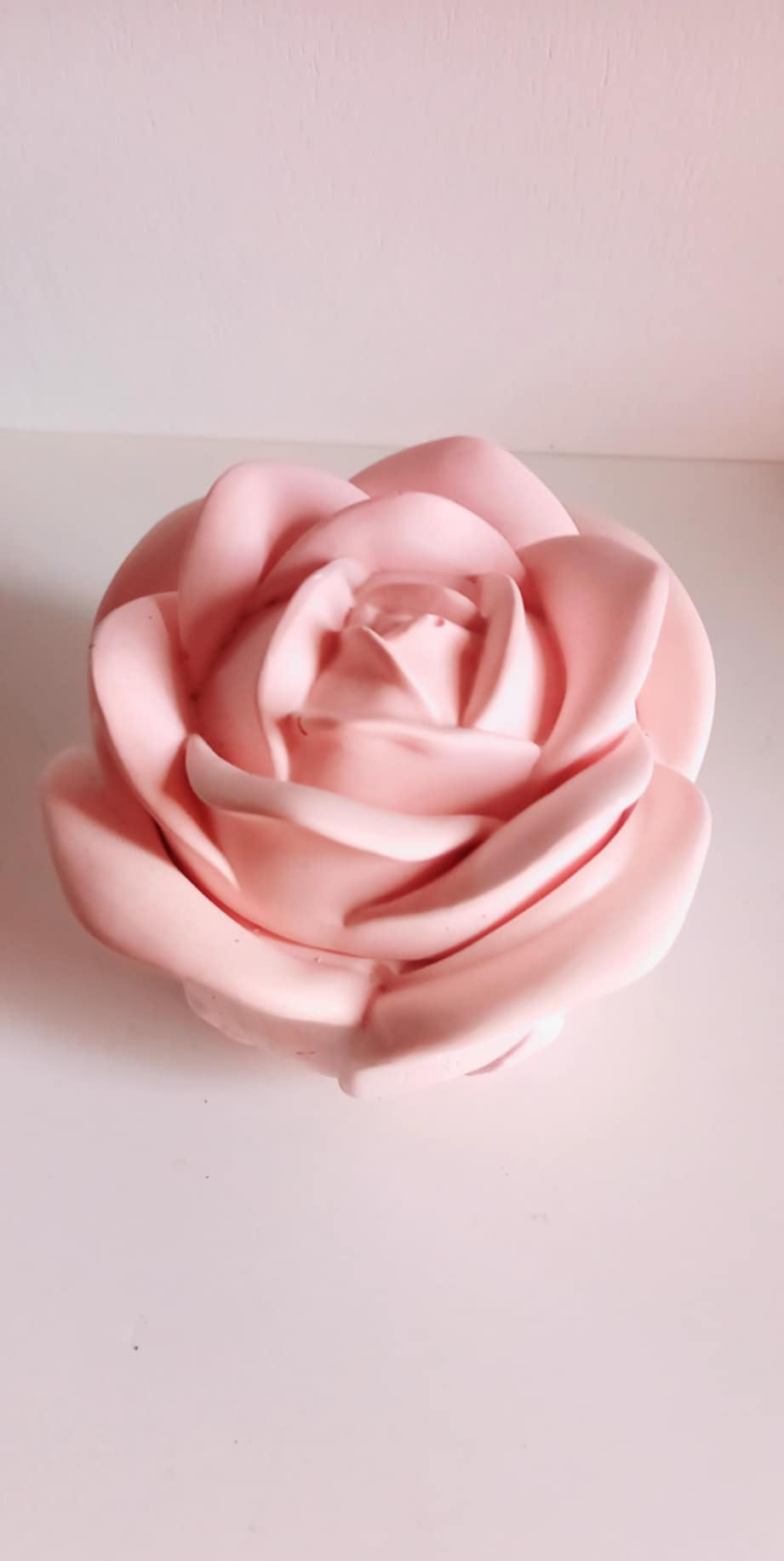 Μπομπονιέρα βάπτισης κεραμική μπιζουτιέρα σε σχήμα τριαντάφυλλο