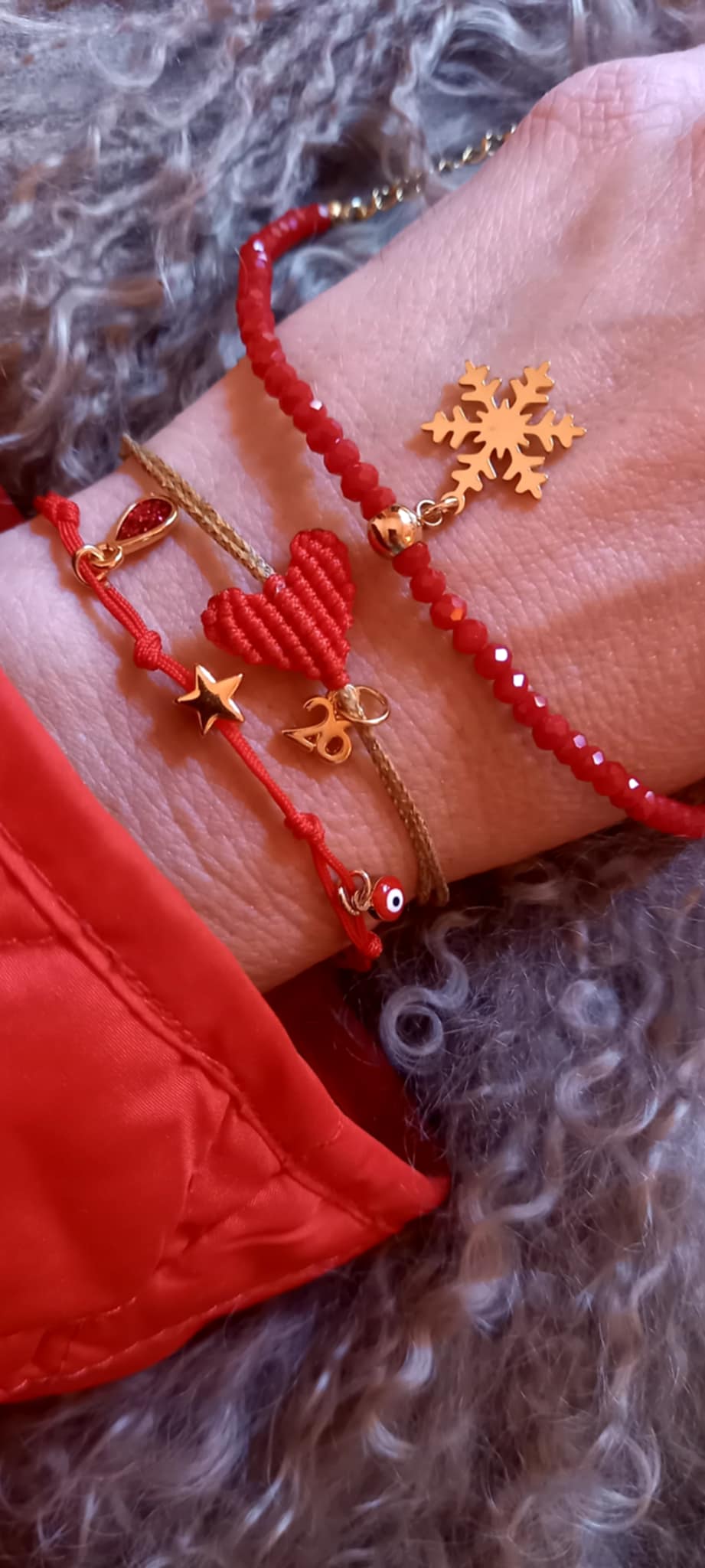 Βραχιόλι με κρεμαστά στοιχεία