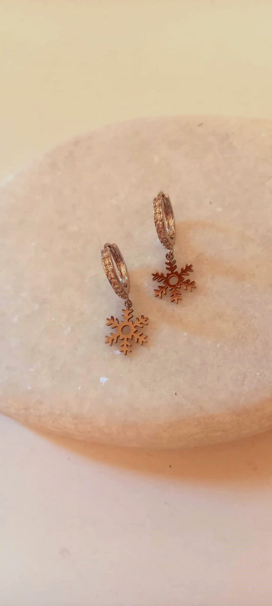 Σκουλαρίκια με μοτίφ χιονονιφάδα από ατσάλι