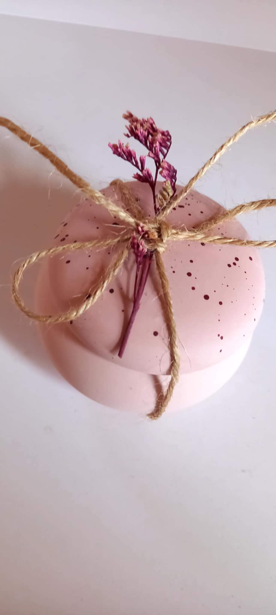 Μπομπονιέρα βάπτισης κεραμική μπιζουτιέρα με λουλούδι