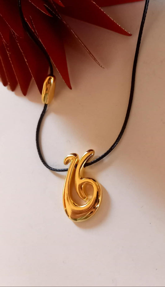 Κολιέ - γούρι με μοτίφ "26" και συνδετικό στοιχείο