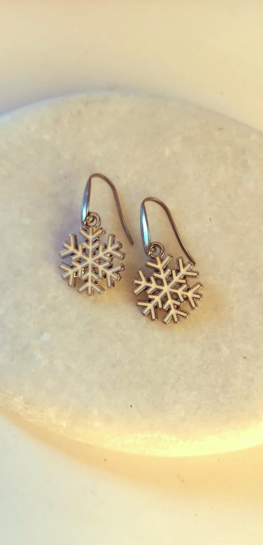 Σκουλαρίκια από ατσάλι με μοτίφ χιονονιφάδα