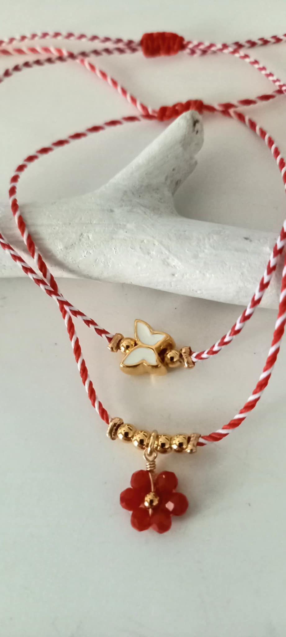 Βραχιόλι μαρτάκι με μοτίφ πεταλούδα με σμάλτο