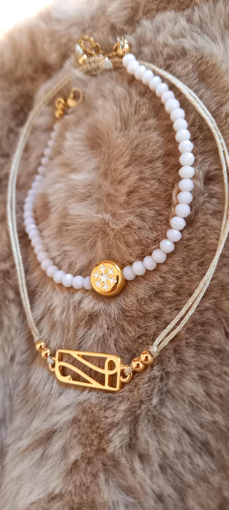 Βραχιόλι με κρύσταλλα και γιορτινό μοτίφ