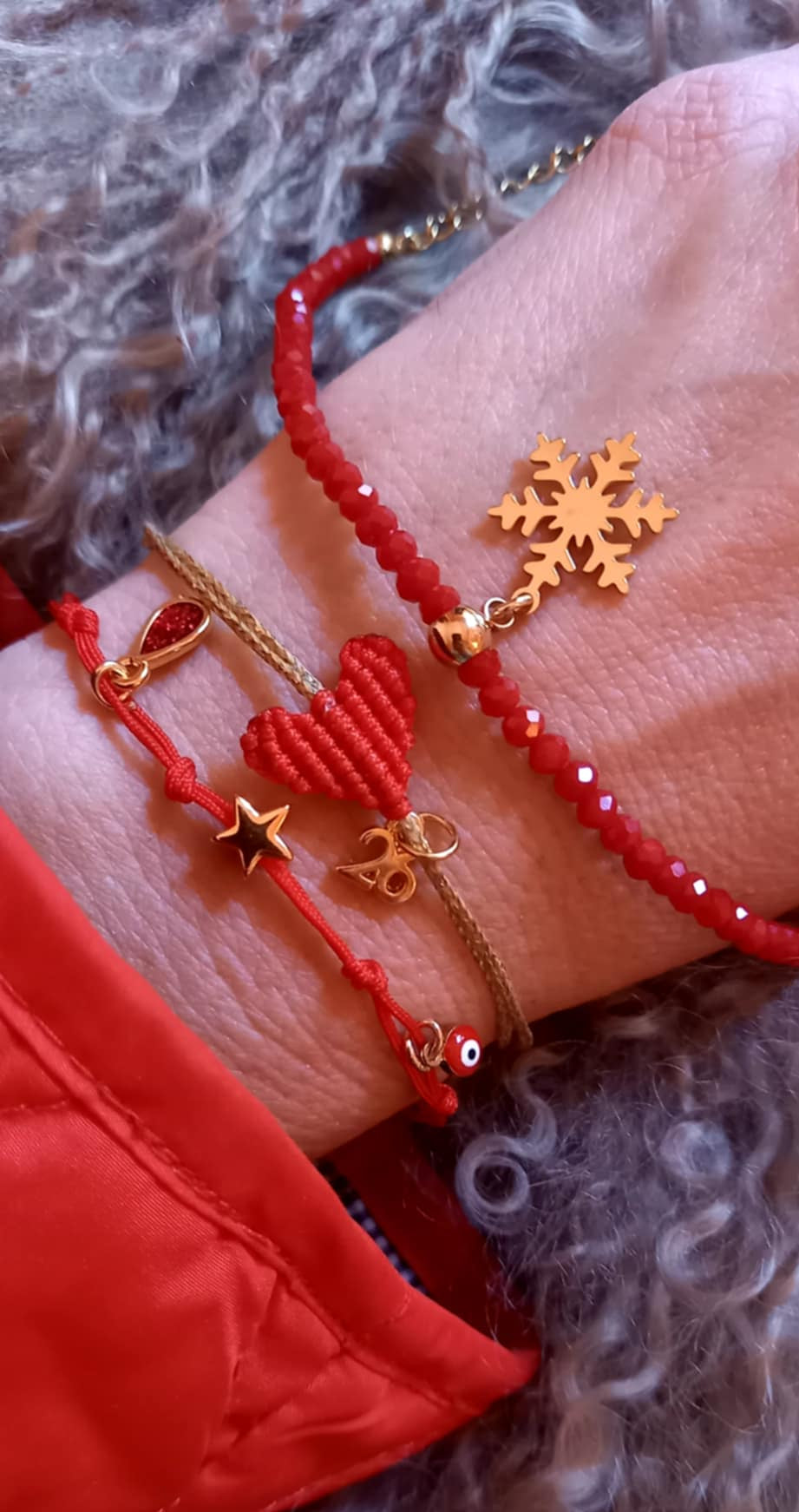 Βραχιόλι με κρεμαστά στοιχεία