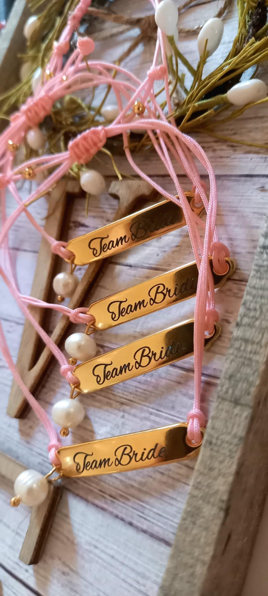 Βραχιόλι team bride για bachelor party με μαργαριτάρι καλλιέργειας