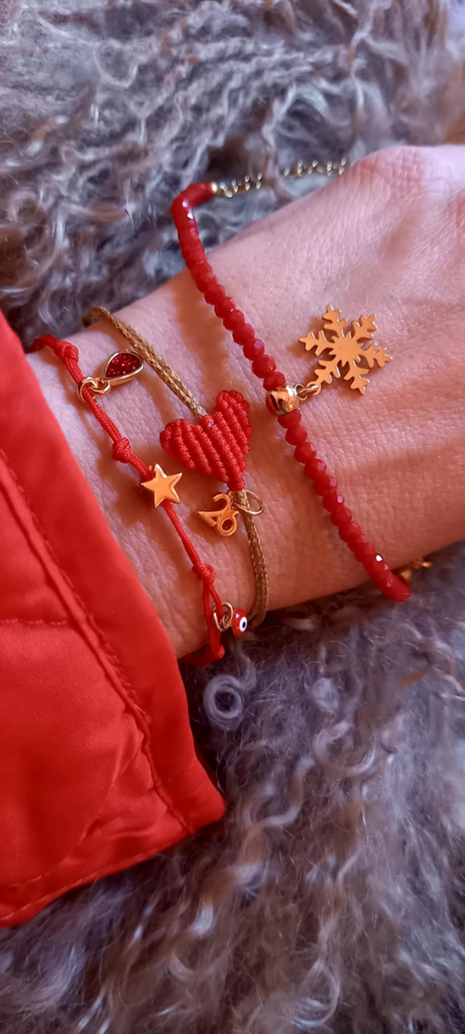 Βραχιόλι με κρεμαστά στοιχεία