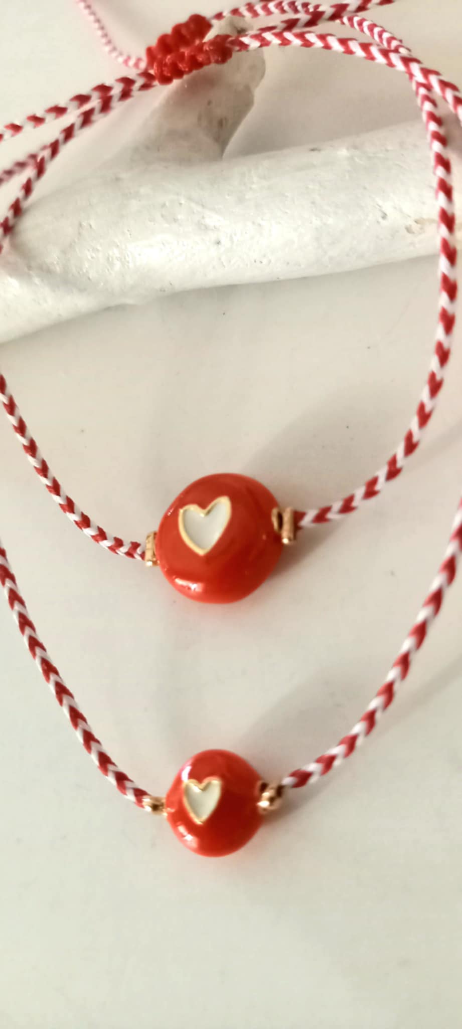 Βραχιόλι μαρτάκι με μοτίφ καρδιά με σμάλτο