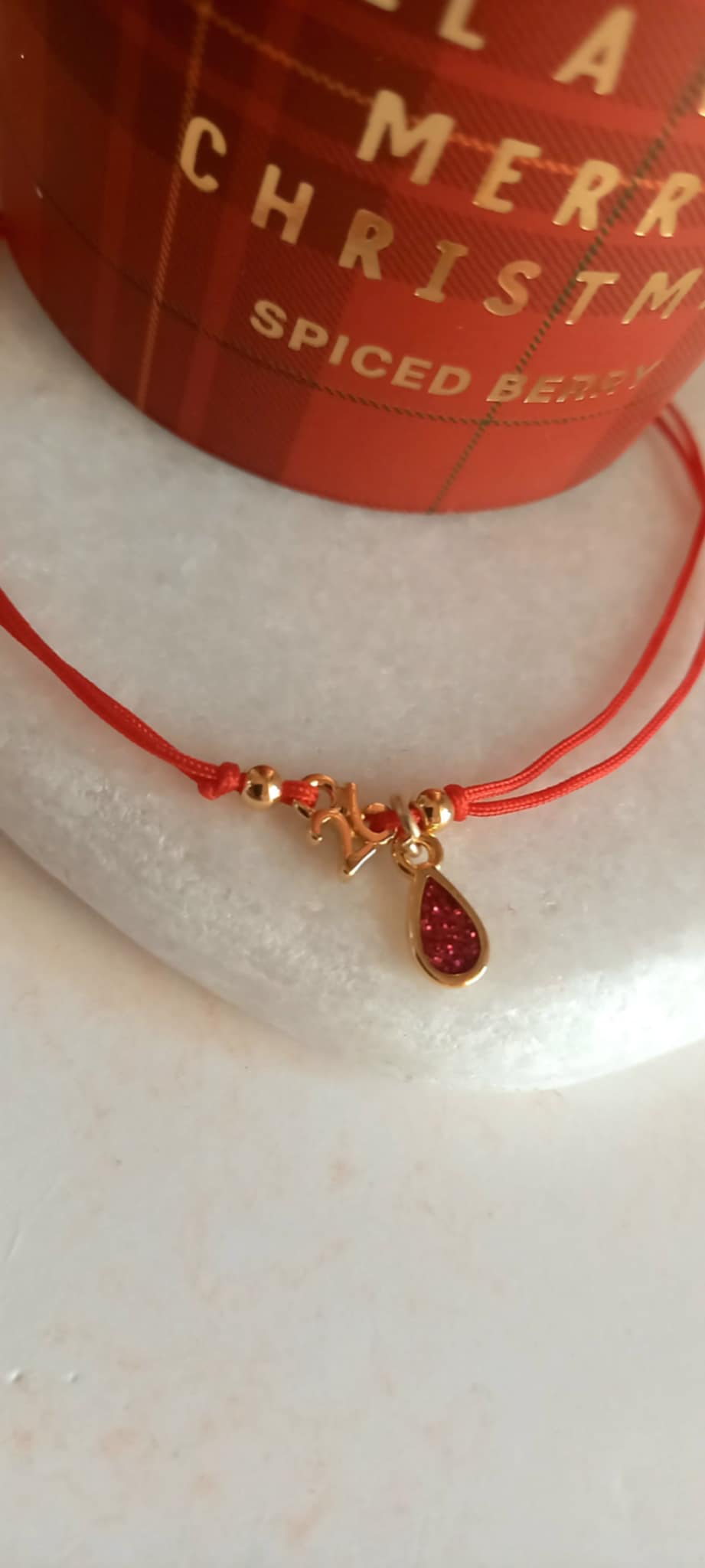 Βραχιόλι - γούρι 2026 με επιχρυσωμένα στοιχεία