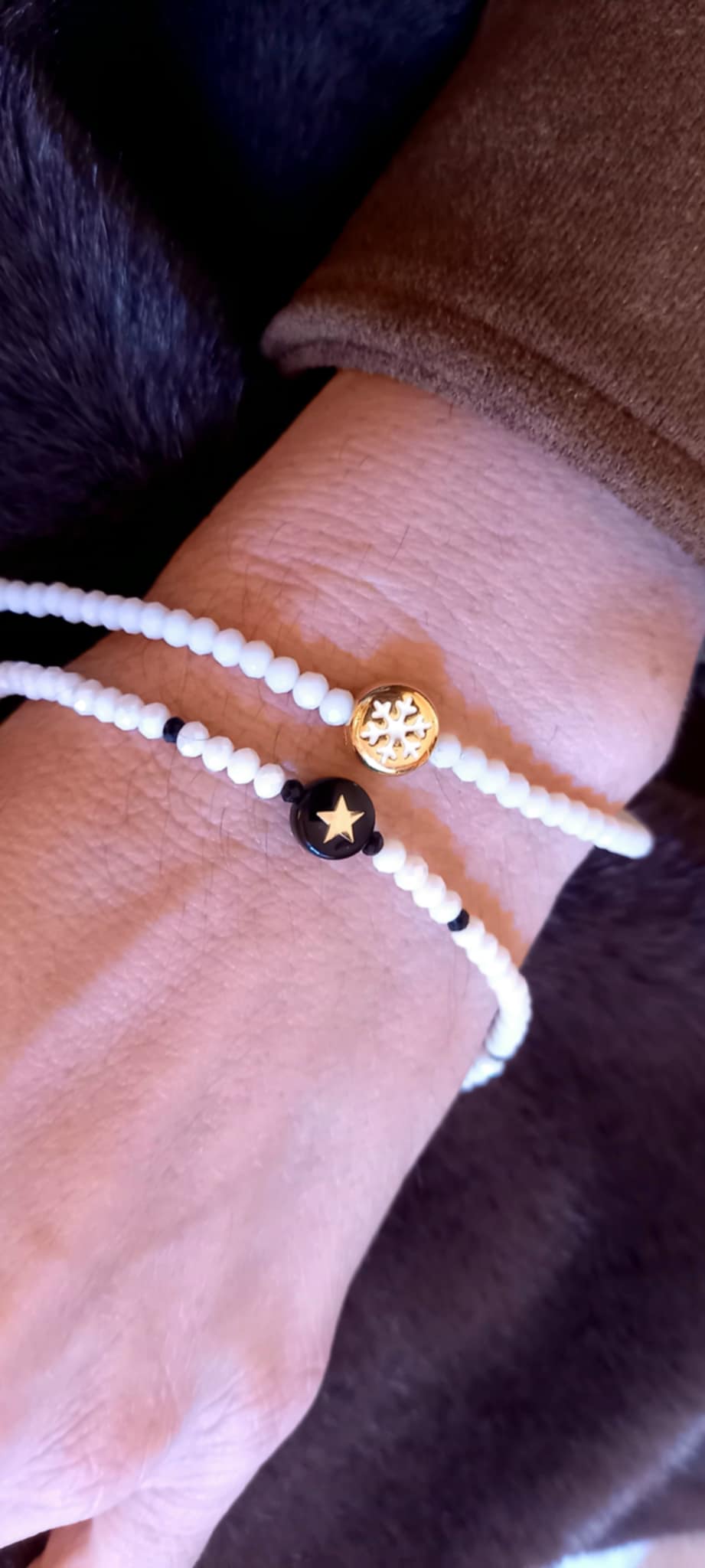 Βραχιόλι με πέτρες και μοτίφ με αστέρι