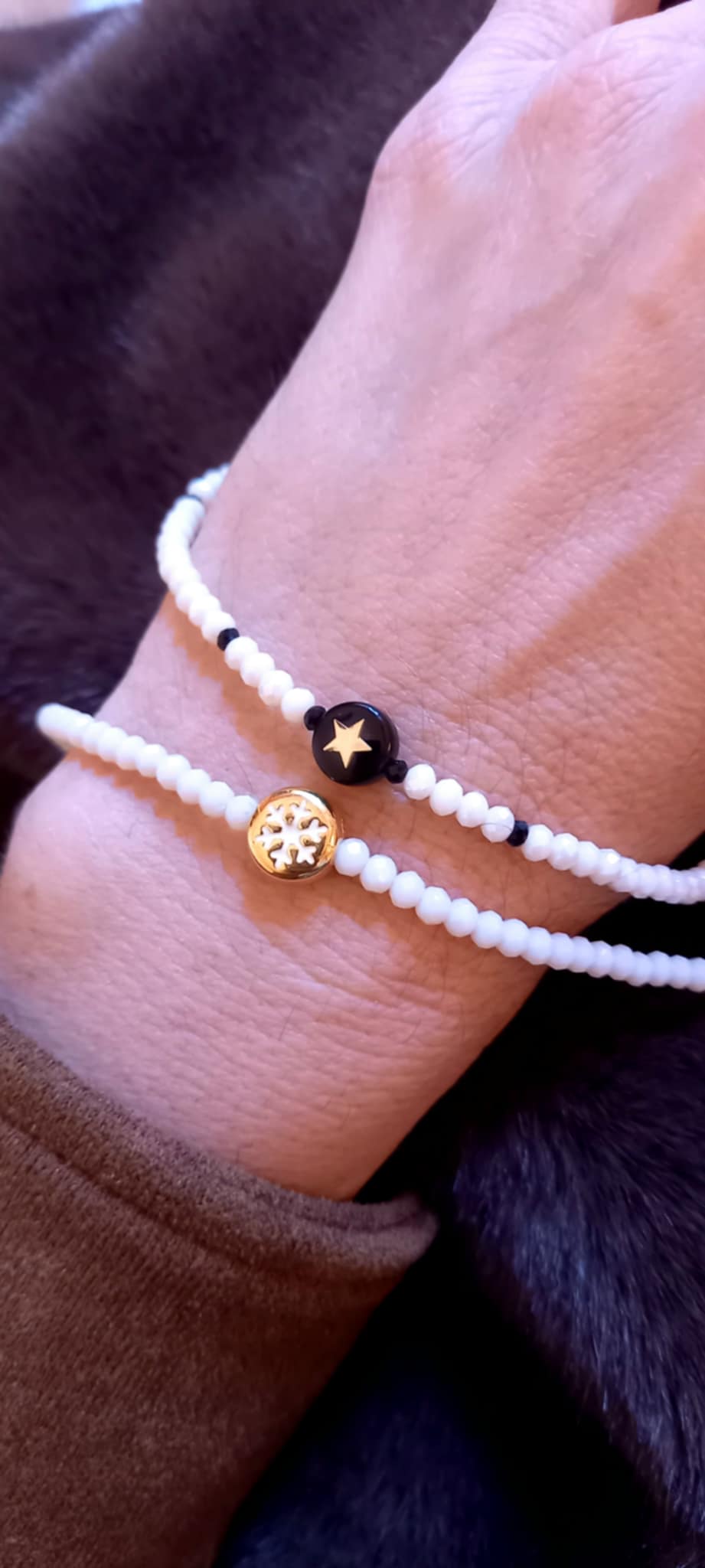 Βραχιόλι με πέτρες και μοτίφ με αστέρι