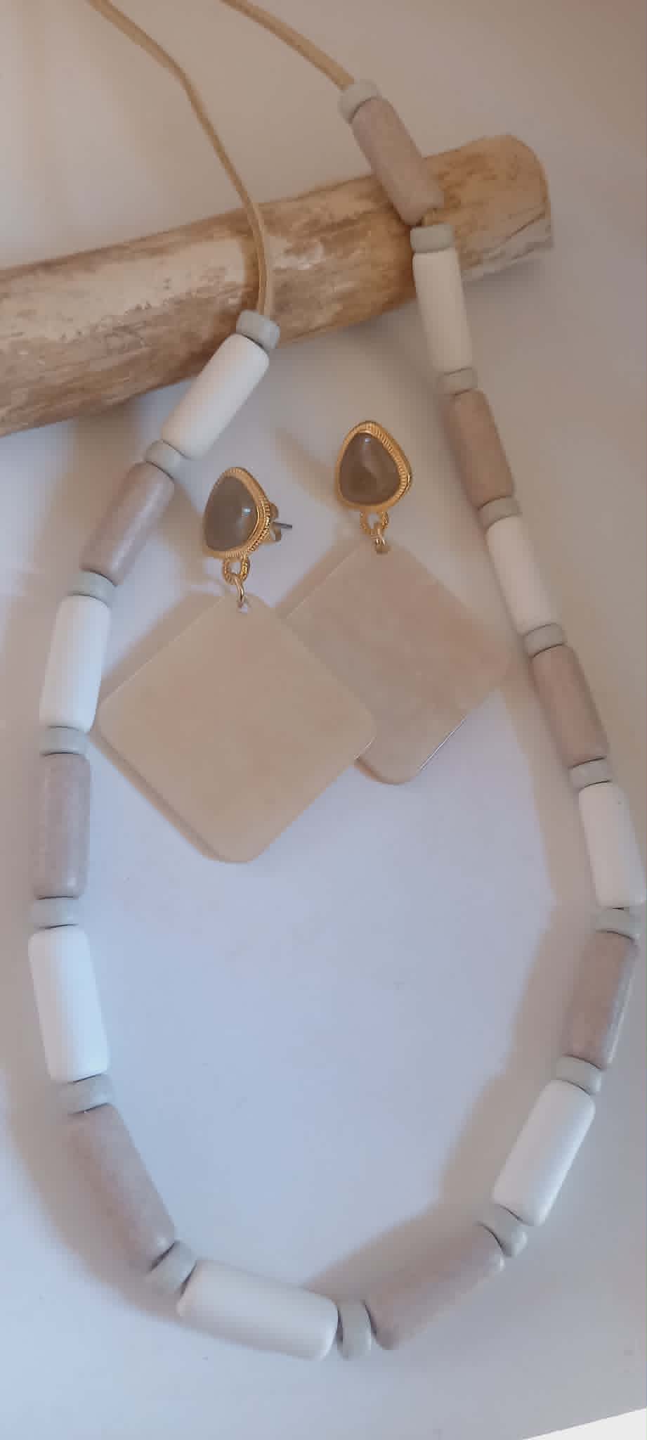 Σκουλαρίκια με plexi στοιχείο