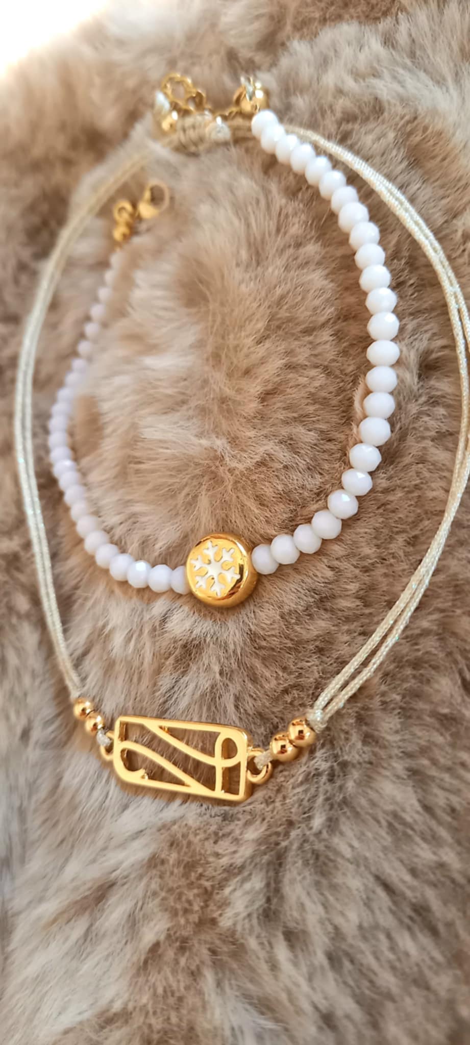 Βραχιόλι με κρύσταλλα και γιορτινό μοτίφ