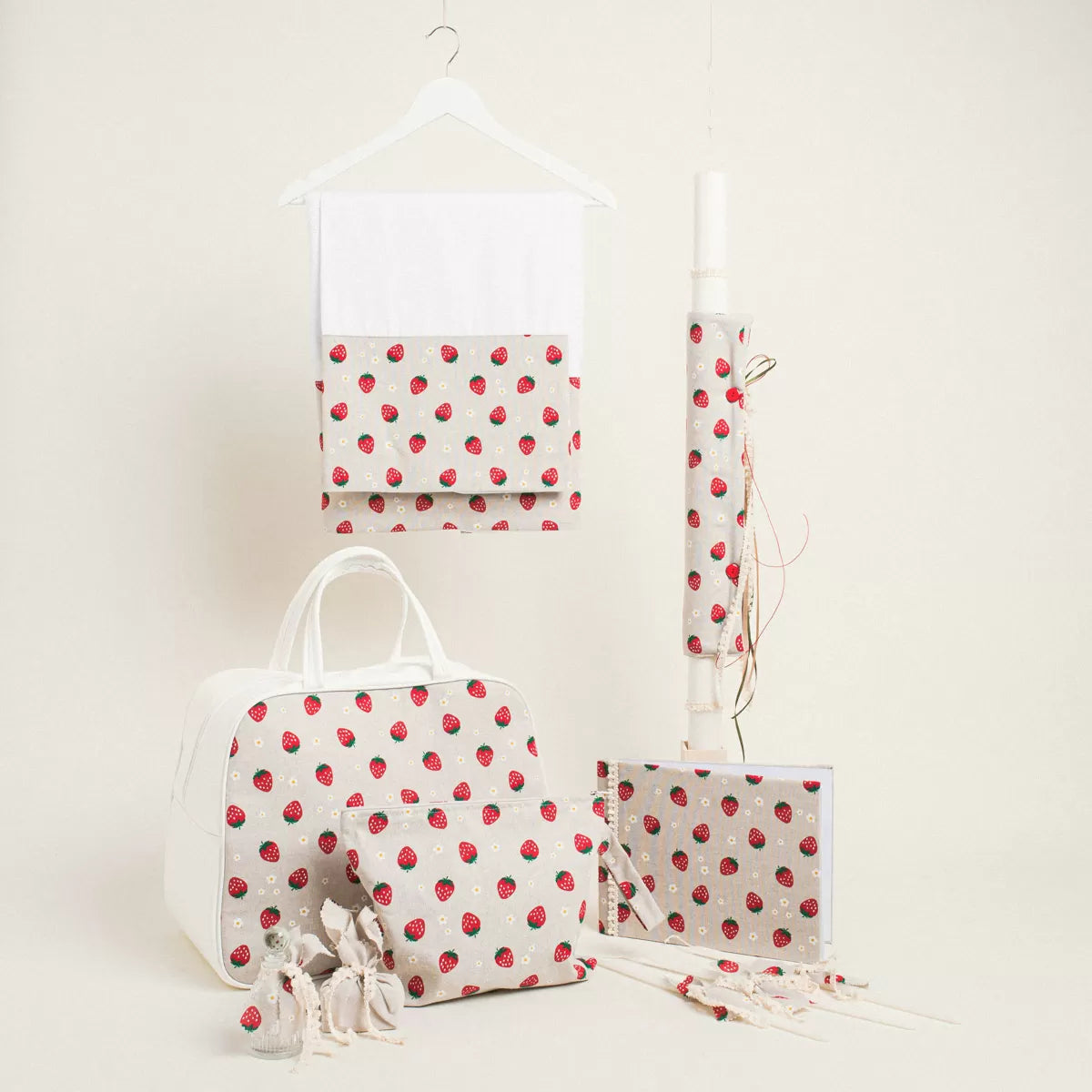 Σετ βάπτισης φράουλες