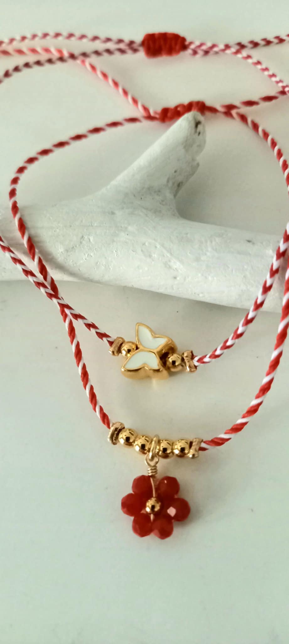 Βραχιόλι μαρτάκι με μοτίφ πεταλούδα με σμάλτο