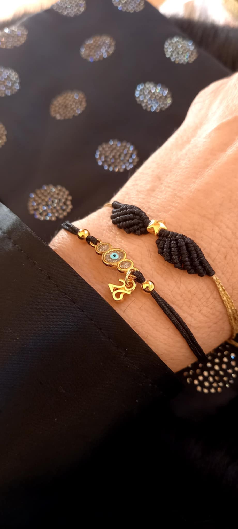 Βραχιόλι γούρι 2026 με επιχρυσωμένα στοιχεία