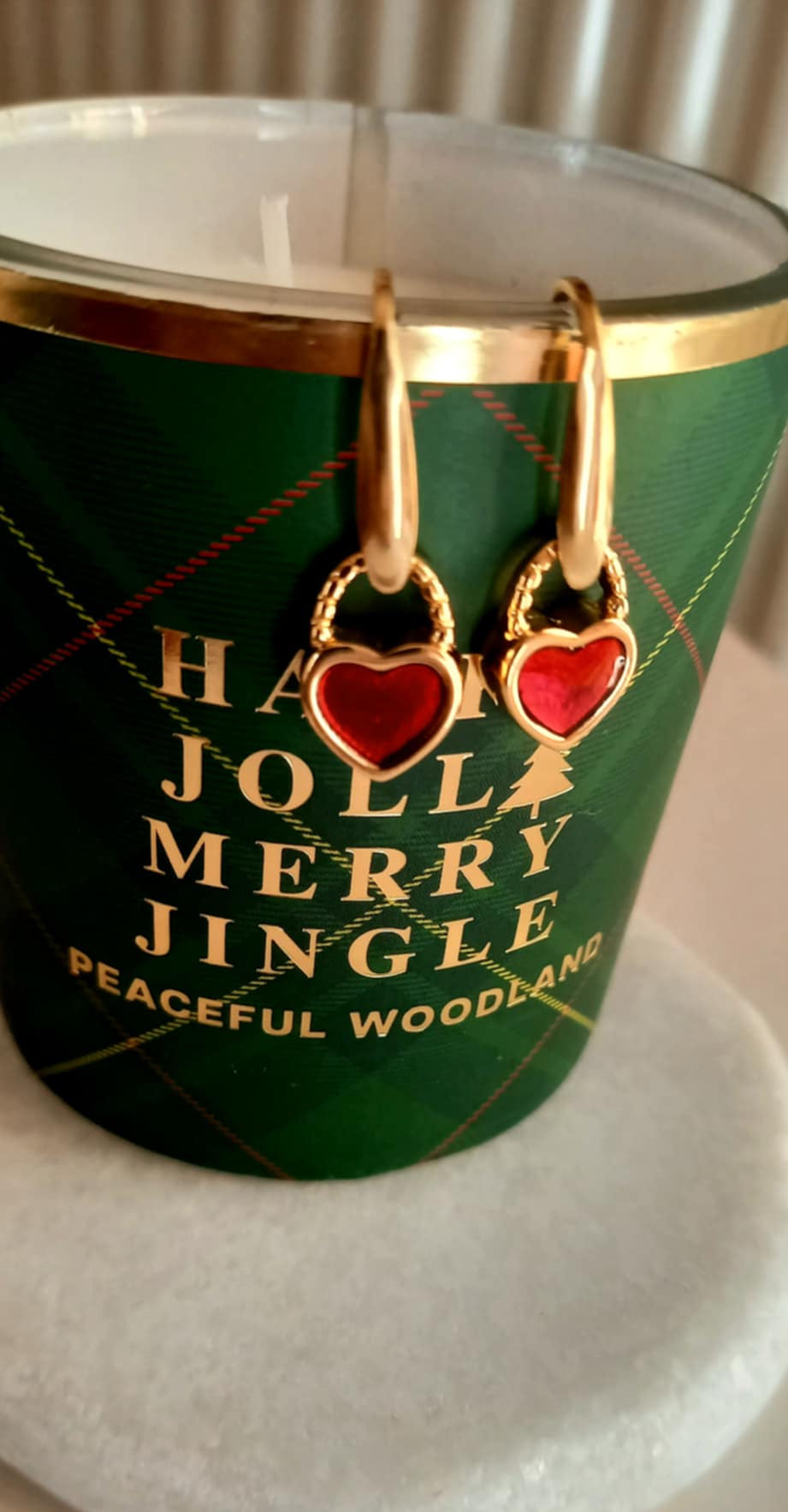 Σκουλαρίκια από ατσάλι με μοτίφ καρδιές