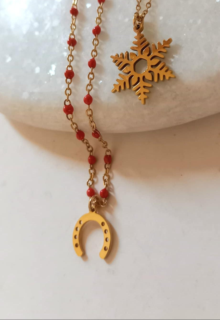 Κολιέ ροζάριο με μοτίφ πέταλο