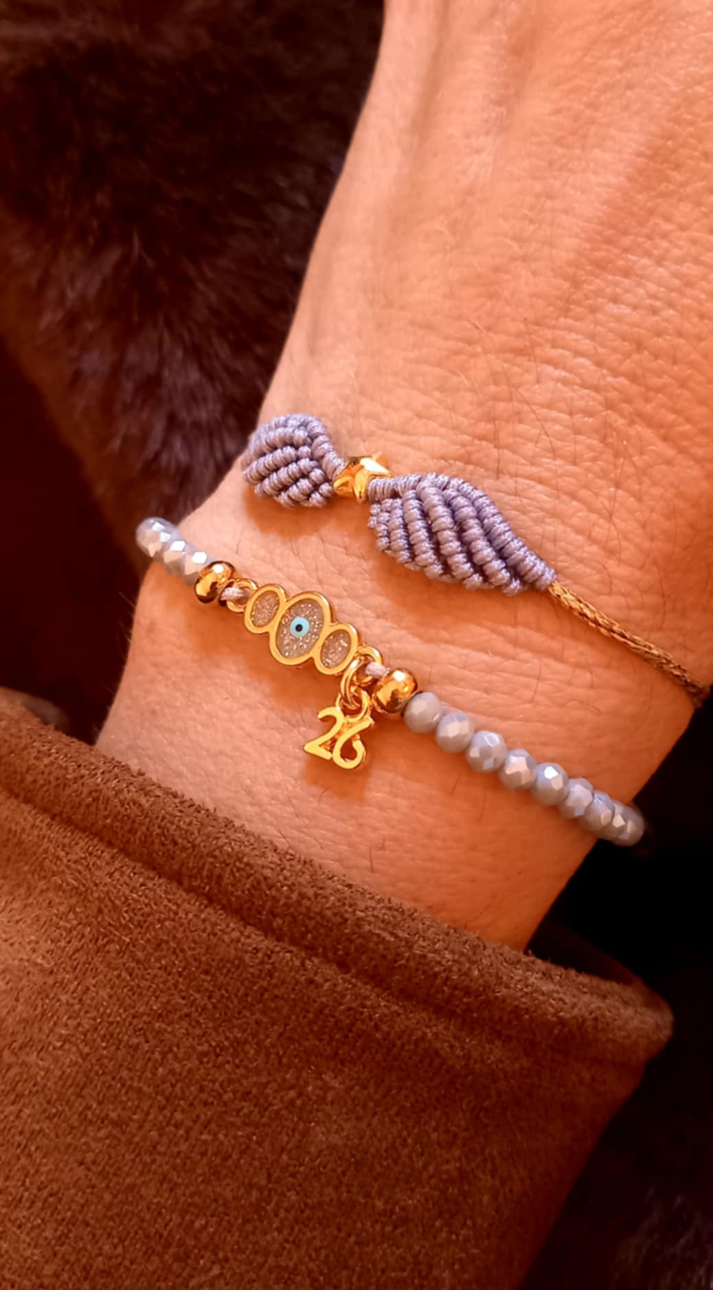 Βραχιόλι - γούρι 2026 με κρύσταλλα και επιχρυσωμένα στοιχεία