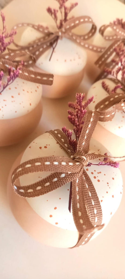 Μπομπονιέρα βάπτισης μπιζουτιέρα με αποξηραμένο λουλούδι