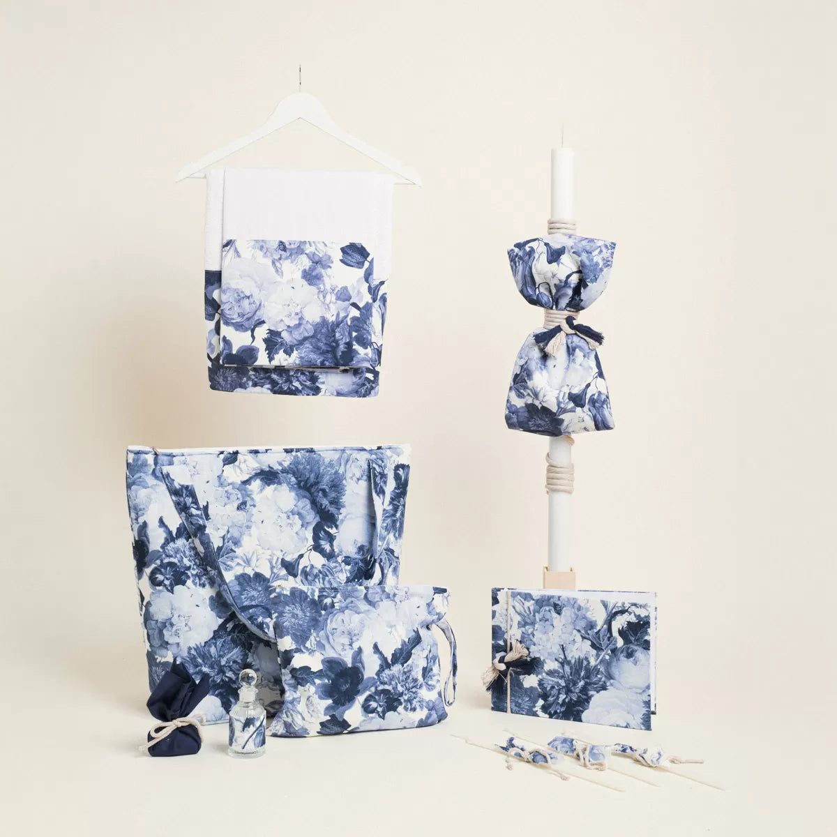 Σετ βάπτισης μπλε φλοράλ