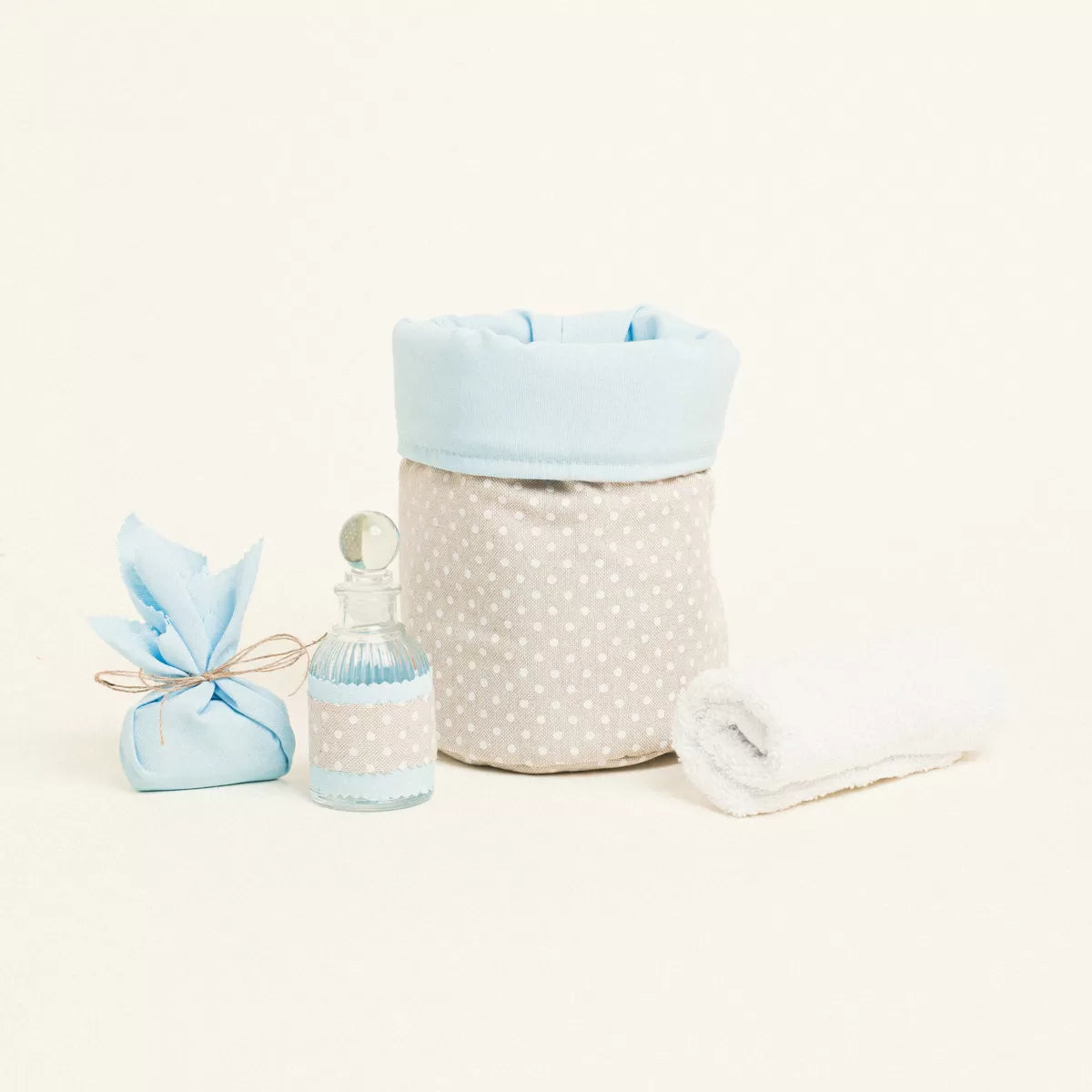 Σετ βάπτισης με μπεζ πουά