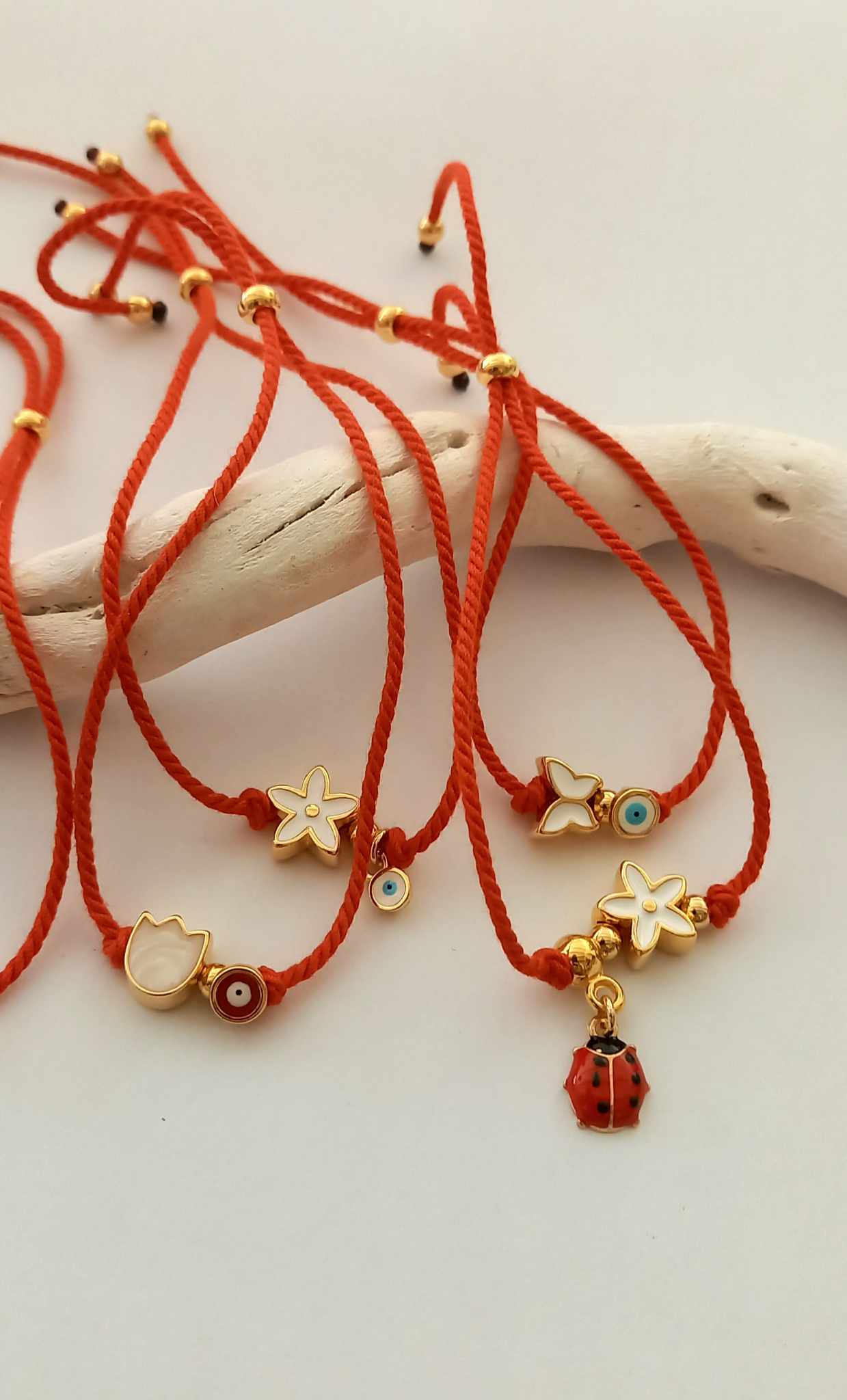 Βραχιόλι μαρτάκι με στοιχείο τουλίπα και μάτι