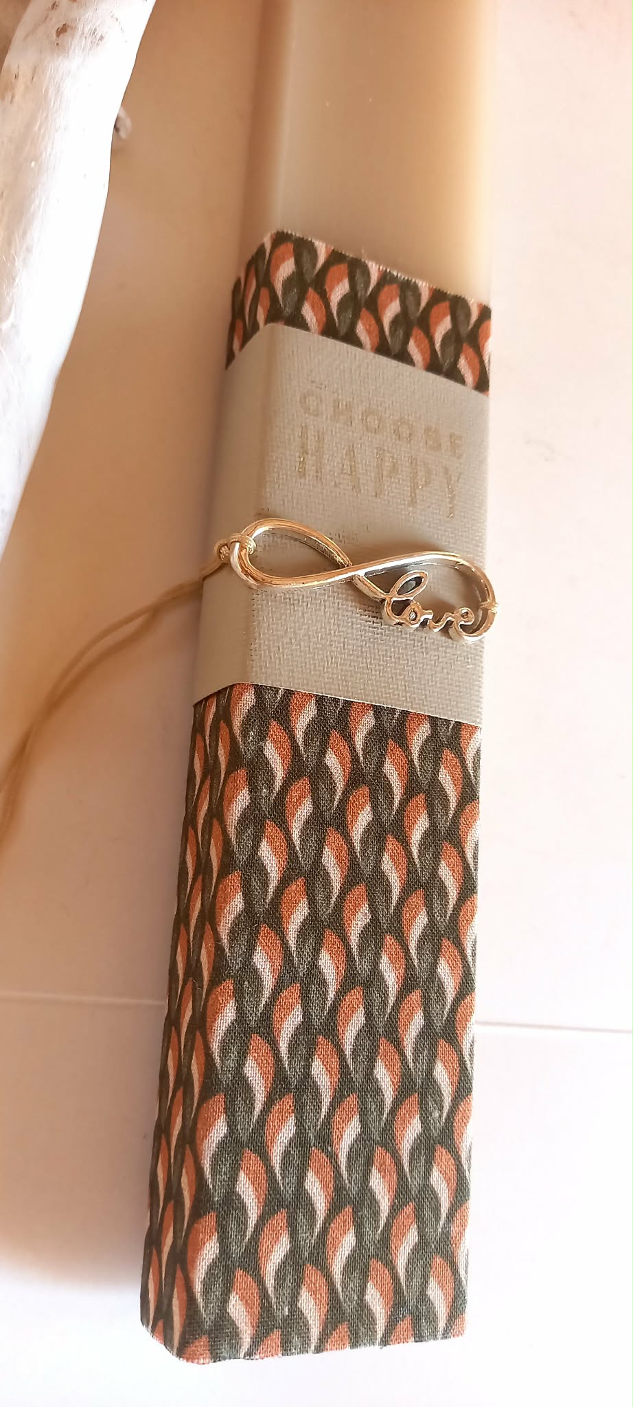 Αρωματική λαμπάδα με βραχιόλι