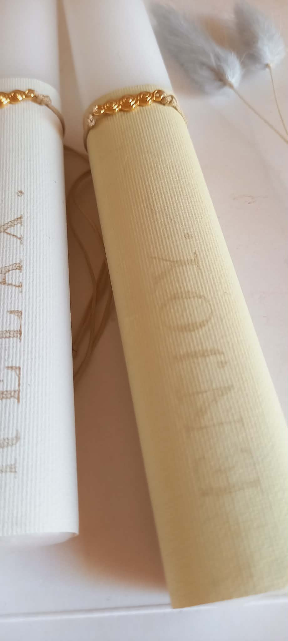 Αρωματική λαμπάδα με βραχιόλι