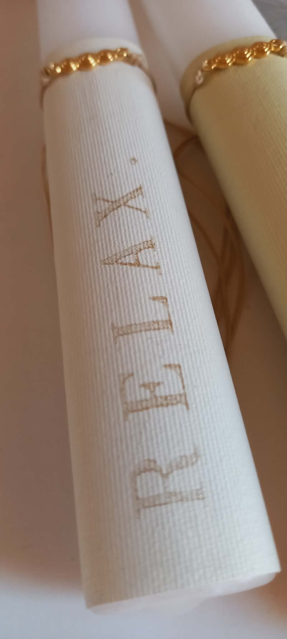 Αρωματική λαμπάδα με βραχιόλι