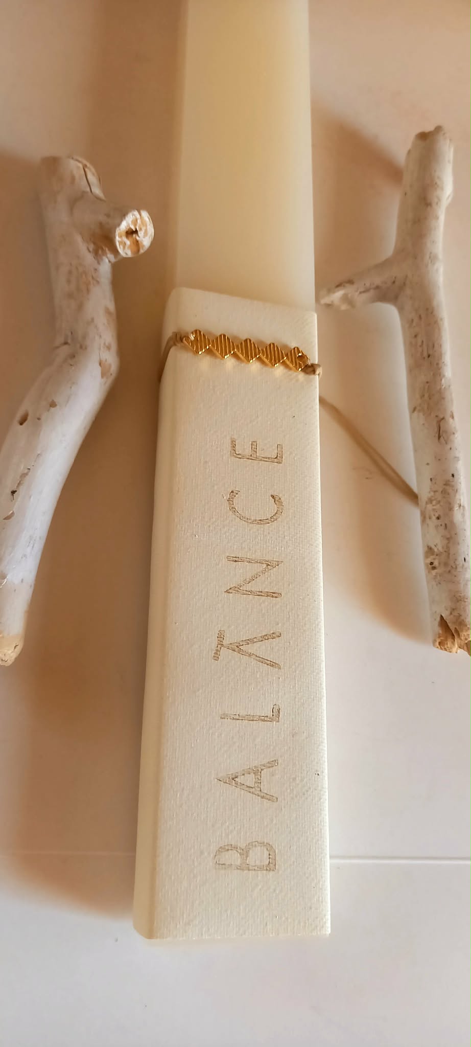 Αρωματική λαμπάδα με βραχιόλι