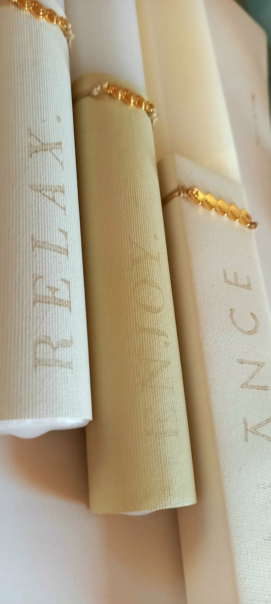 Αρωματική λαμπάδα με βραχιόλι