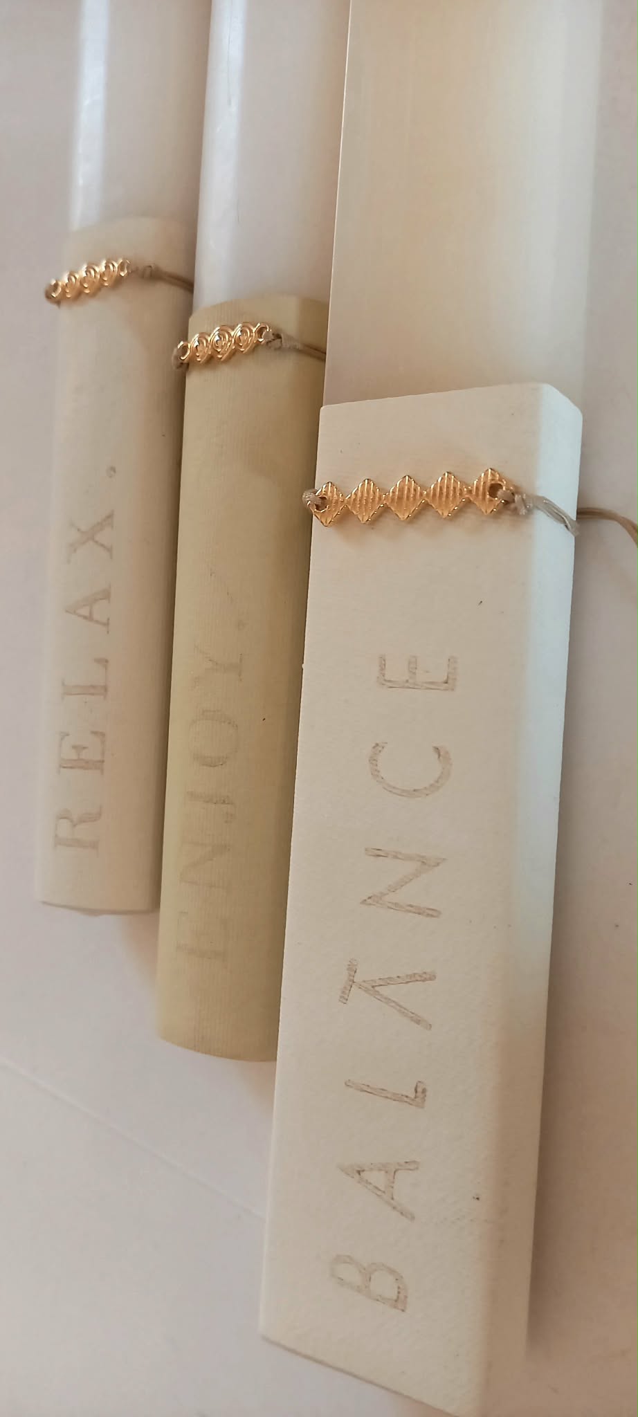 Αρωματική λαμπάδα με βραχιόλι