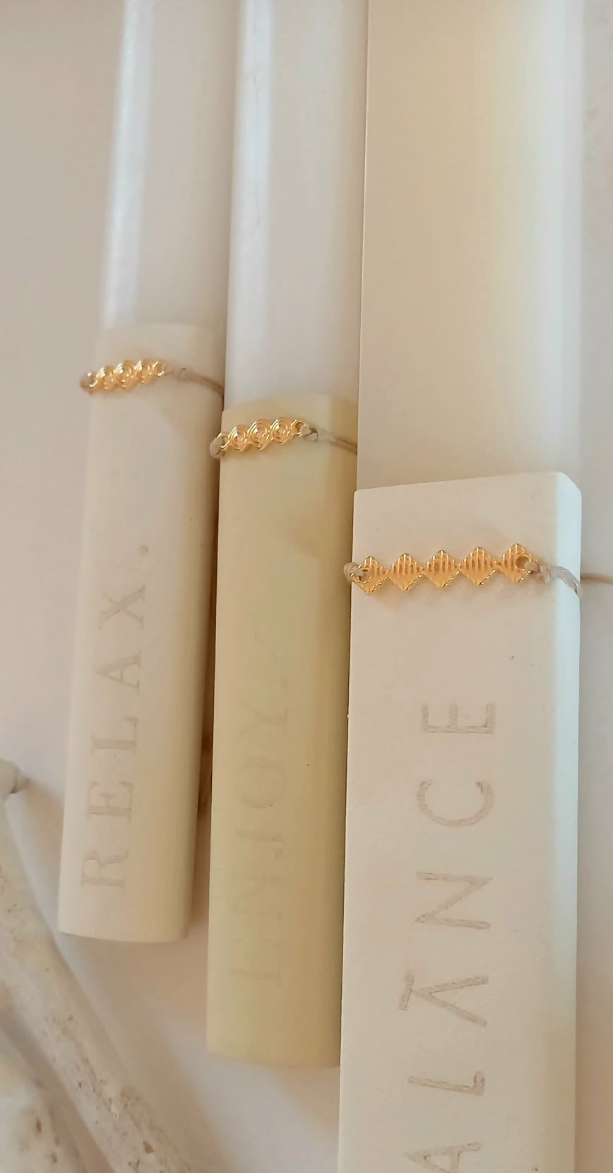 Αρωματική λαμπάδα με βραχιόλι