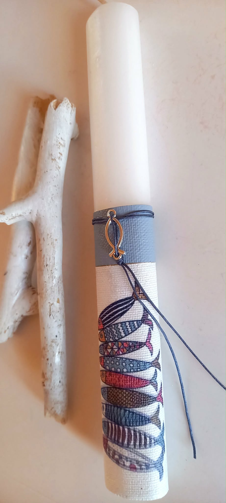 Αρωματική λαμπάδα με μεταλλικό στοιχείο