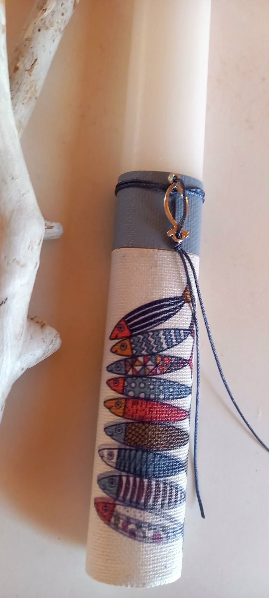 Αρωματική λαμπάδα με μεταλλικό στοιχείο