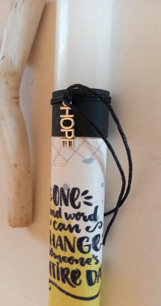 Αρωματική λαμπάδα με μεταλλικό στοιχείο