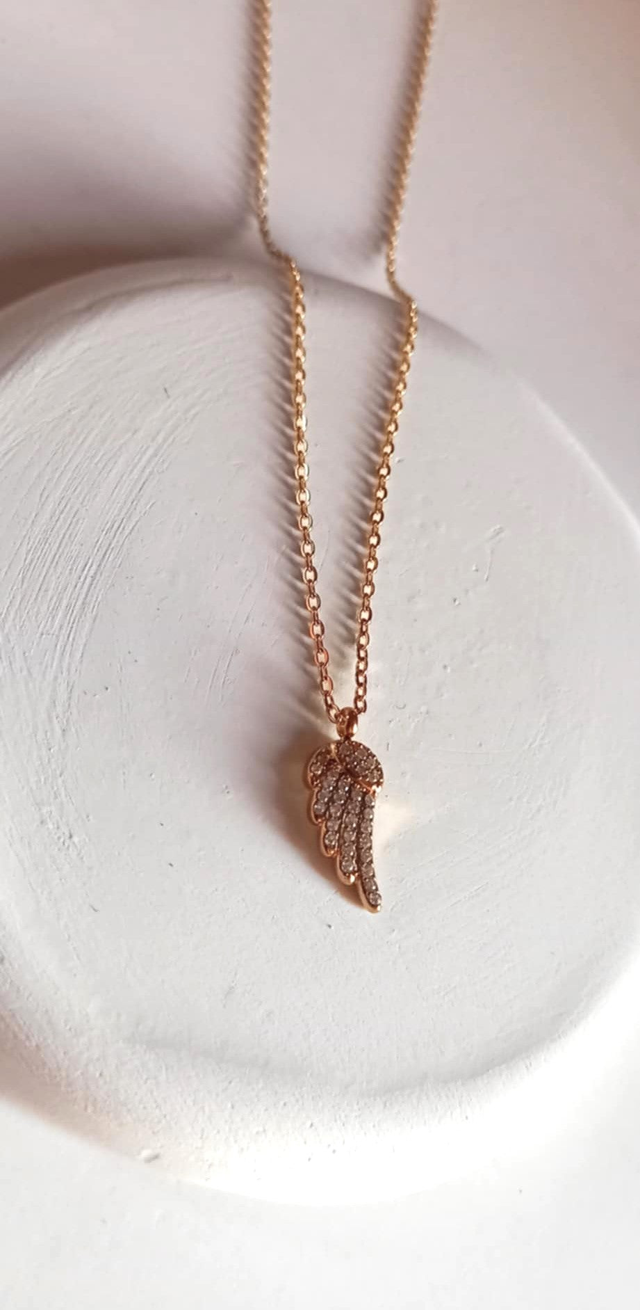 Κολιέ με αλυσίδα και ατσάλινο μοτίφ με ζιργκόν