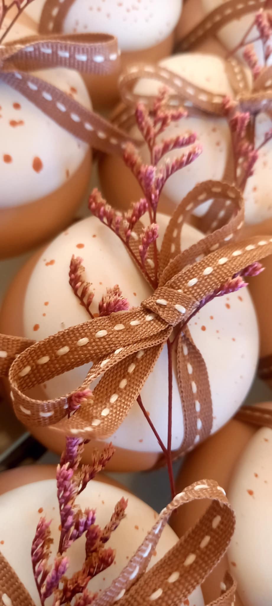 Μπομπονιέρα βάπτισης μπιζουτιέρα με αποξηραμένο λουλούδι